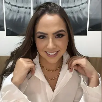 Dra. Ellen Fernanda